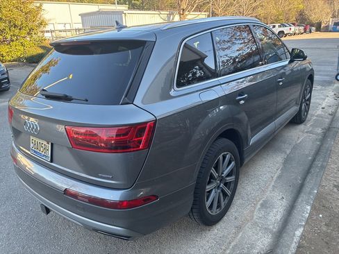 Used 2018 Audi Q7 2.0T Premium Plus w/ Premium Plus Package image 3