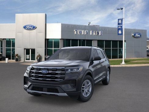 New 2025 Ford Explorer Active image 3