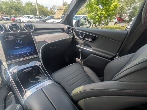 Certified 2025 Mercedes-Benz GLC 300 4MATIC image 16