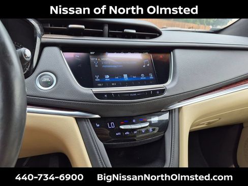Used 2019 Cadillac XT5 Luxury FWD image 17