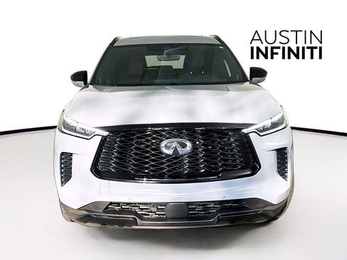 Certified 2025 INFINITI QX60 Luxe w/ Black Edition image 3