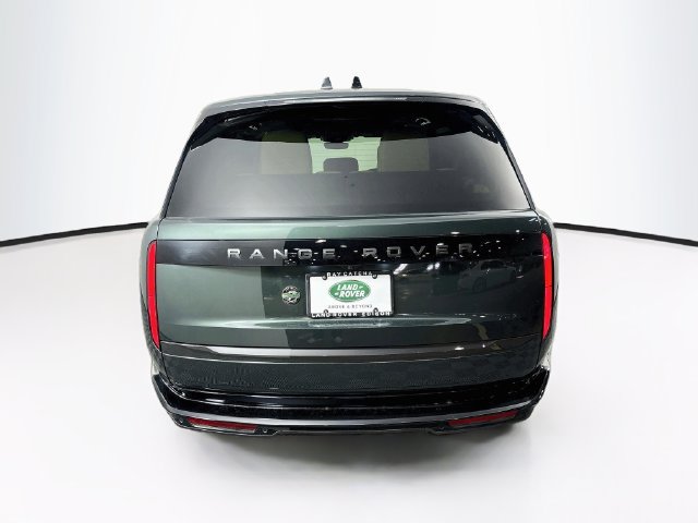 Used 2026 Land Rover Range Rover Long Wheelbase SE AWD/4WD image 32