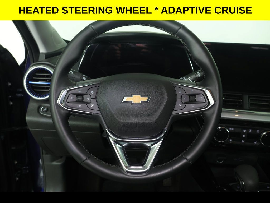 Used 2024 Chevrolet Trax LT w/ Driver Confidence Package FWD image 5
