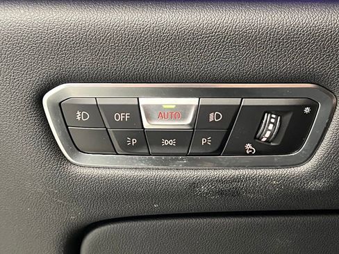 Certified 2022 BMW X7 xDrive40i w/ M Sport Package image 20