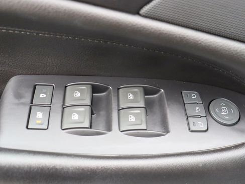 Used 2019 Cadillac Escalade Luxury AWD/4WD image 27