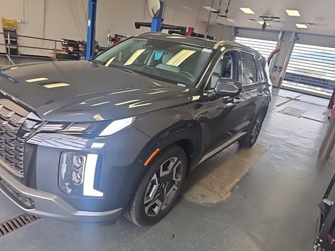 Used 2025 Hyundai Palisade SEL AWD/4WD image 2