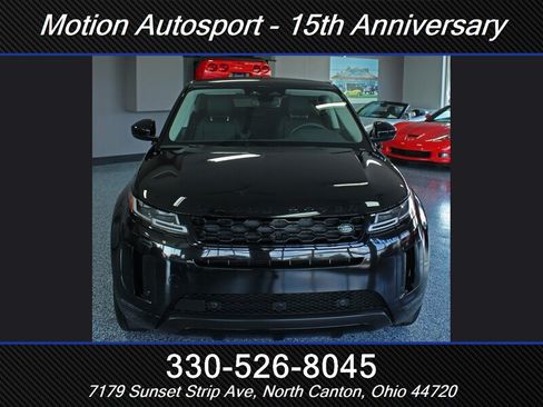 Used 2023 Land Rover Range Rover Evoque SE AWD/4WD image 4