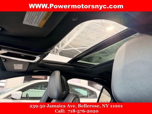 Used 2022 Mercedes-Benz C 300 4MATIC Sedan w/ Pinnacle Trim Package image 38