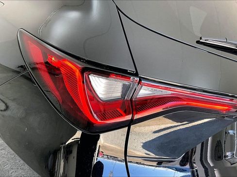 Certified 2025 Acura MDX SH-AWD image 40