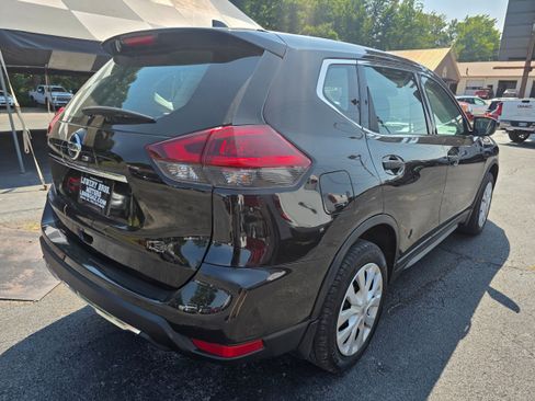 Used 2020 Nissan Rogue S FWD image 5
