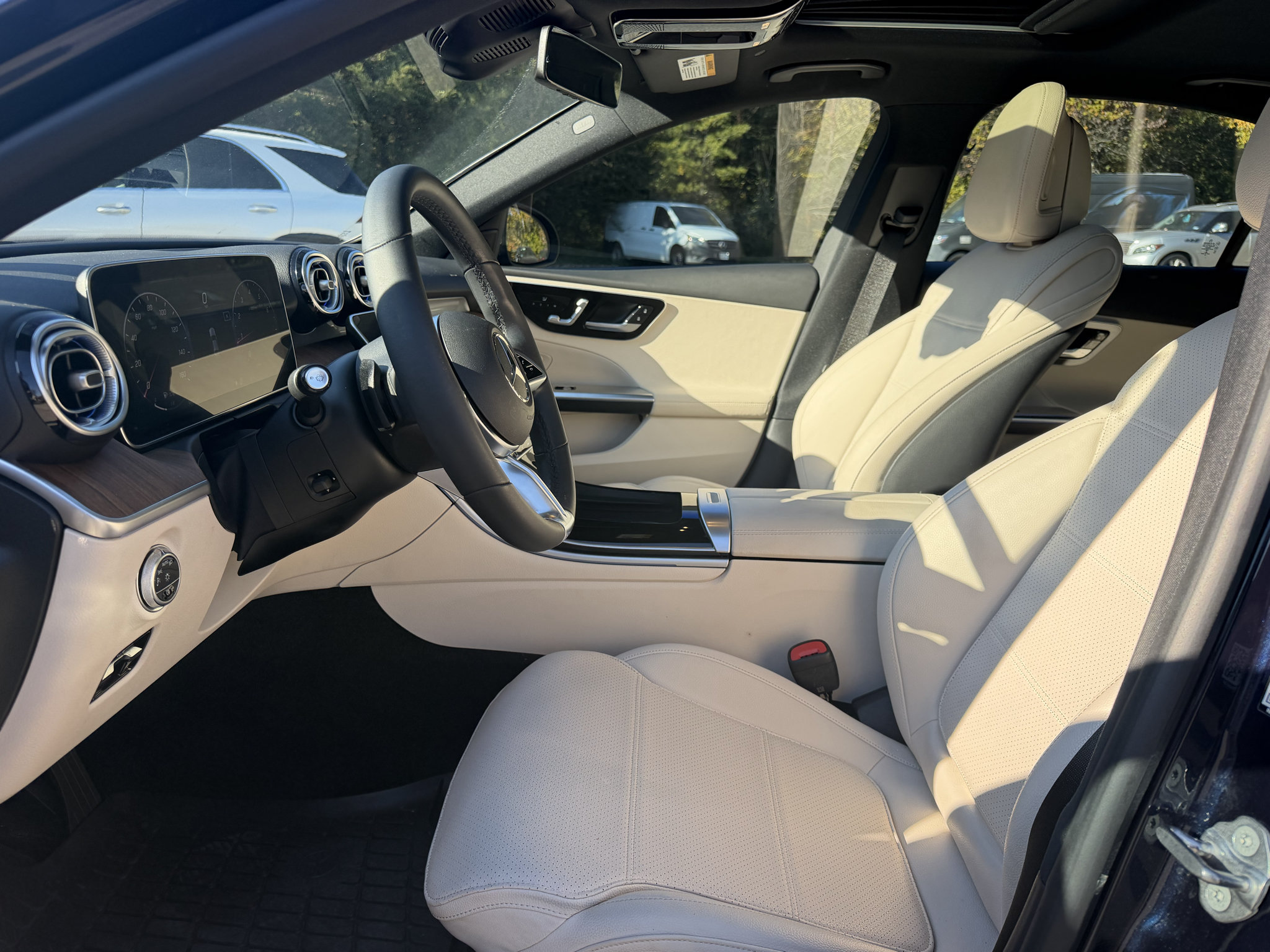 Certified 2023 Mercedes-Benz C 300 4MATIC Sedan image 5