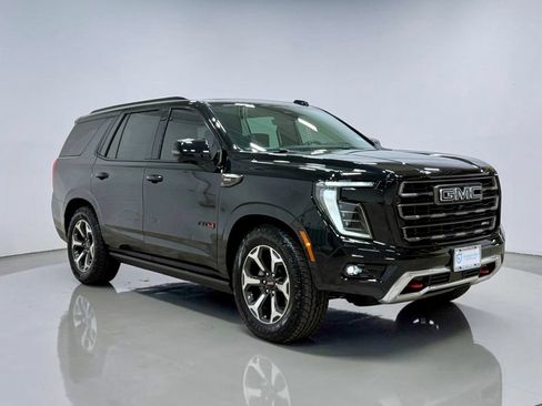 Used 2025 GMC Yukon AT4 Ultimate AWD/4WD image 22