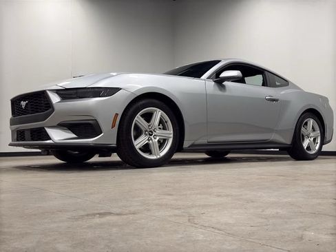 New 2026 Ford Mustang Coupe RWD image 5