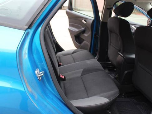 Used 2014 Ford Focus SE FWD image 8