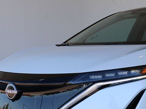 Used 2024 Nissan Ariya AWD image 60