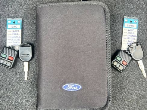 Used 2007 Ford Mustang GT Premium RWD image 42