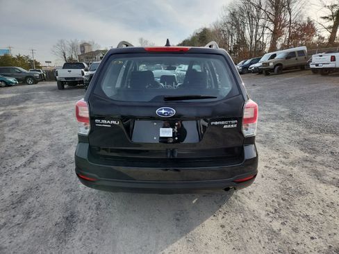 Used 2017 Subaru Forester 2.5i w/ Alloy Wheel Package image 4