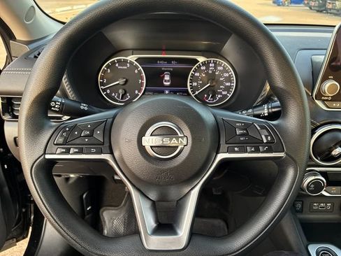 Used 2024 Nissan Sentra SV FWD image 22