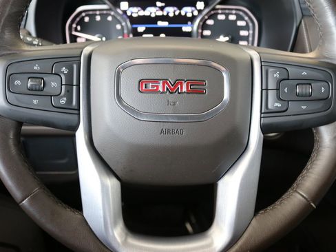 Used 2021 GMC Yukon XL SLT w/ SLT Premium Package image 52