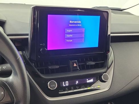 Used 2025 Toyota Corolla LE FWD image 28