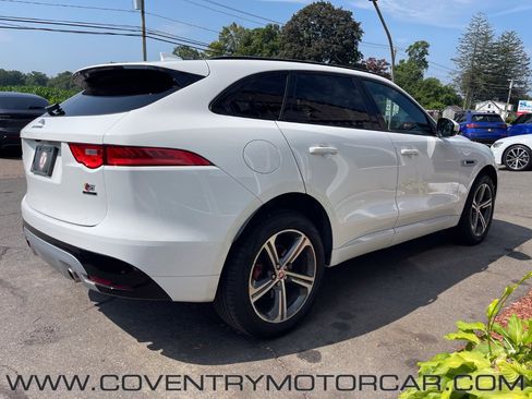 Used 2019 Jaguar F-PACE S image 5