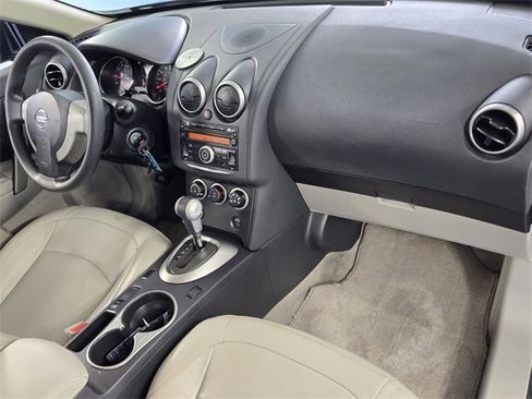 Used 2014 Nissan Rogue S image 15