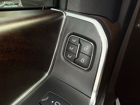 Used 2024 Ford F250 King Ranch w/ Chrome Package image 16