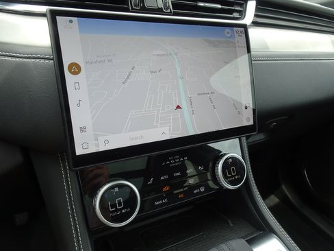 New 2025 Jaguar F-PACE R-Dynamic S AWD/4WD image 3