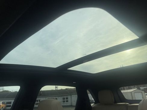 Used 2017 Cadillac XT5 Premium Luxury w/ Driver Assist Package image 35