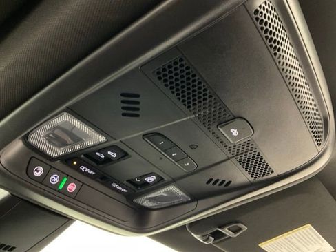 Certified 2024 Cadillac XT6 Sport w/ Technology Package image 18