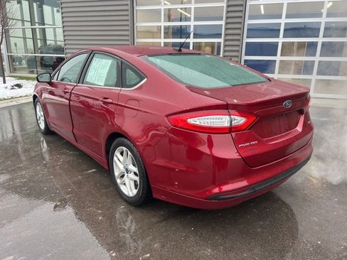 Used 2015 Ford Fusion SE image 7