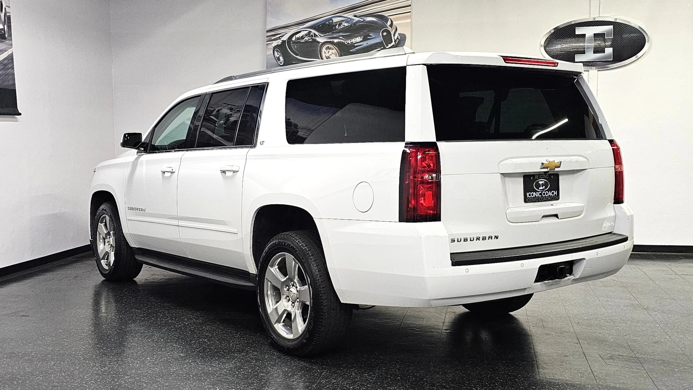 Used 2018 Chevrolet Suburban LT AWD/4WD image 24