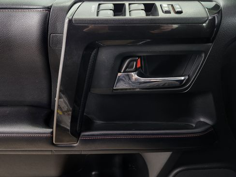 Used 2019 Toyota 4Runner TRD Off-Road image 16