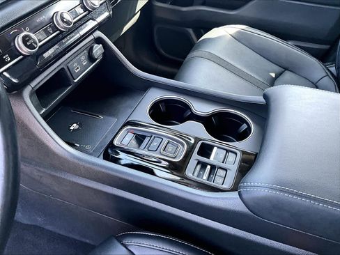 Used 2023 Honda Pilot Touring image 21