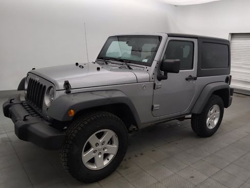 Used 2017 Jeep Wrangler Sport w/ Quick Order Package 24S AWD/4WD image 2
