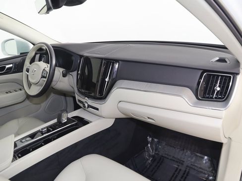 Used 2023 Volvo XC60 B5 Plus w/ Climate Package image 42