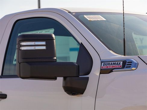 New 2025 GMC Sierra 2500 Pro image 3