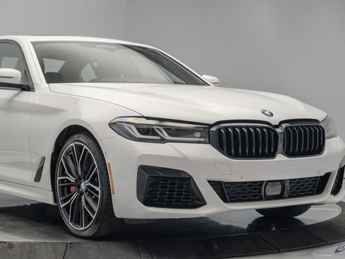 Used 2023 BMW 540i w/ M Sport Package image 27