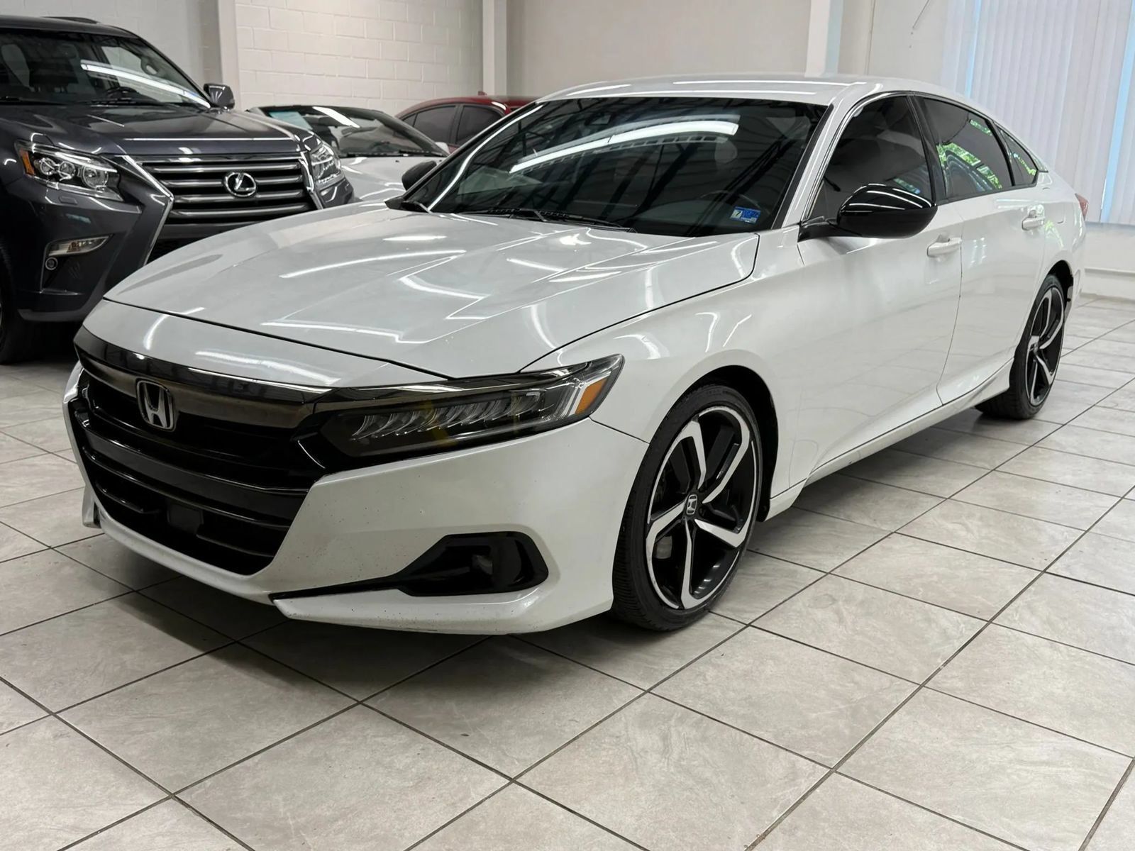 Used 2021 Honda Accord Sport image 3