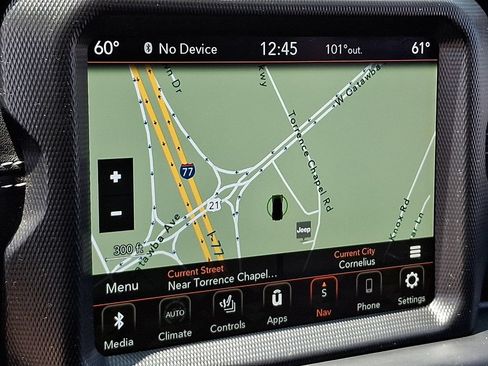 Used 2021 Jeep Wrangler Unlimited Sahara w/ Cold Weather Group AWD/4WD image 16