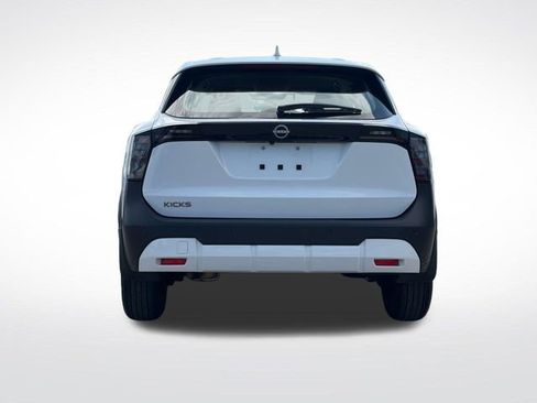 Used 2025 Nissan Kicks S FWD image 25