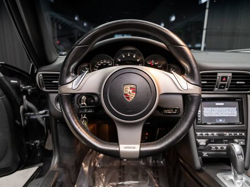 Used 2009 Porsche 911 Carrera RWD image 8
