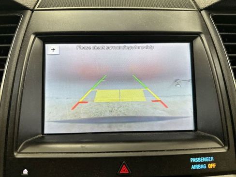 Used 2019 Ford Taurus Limited image 23