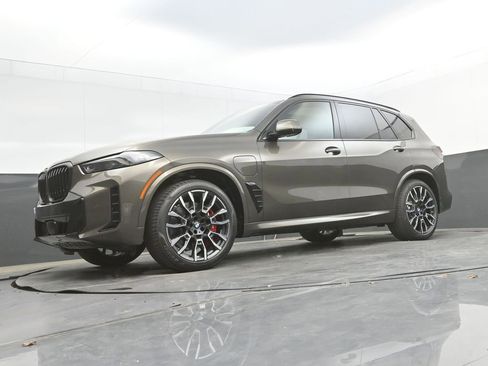 New 2026 BMW X5 xDrive50e AWD/4WD image 47