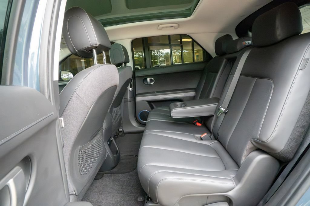 Used 2024 Hyundai Ioniq 5 Limited AWD/4WD image 16