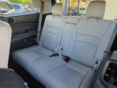 Used 2017 Honda Pilot EX-L image 16