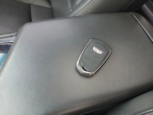 Used 2017 Cadillac CTS Luxury image 8