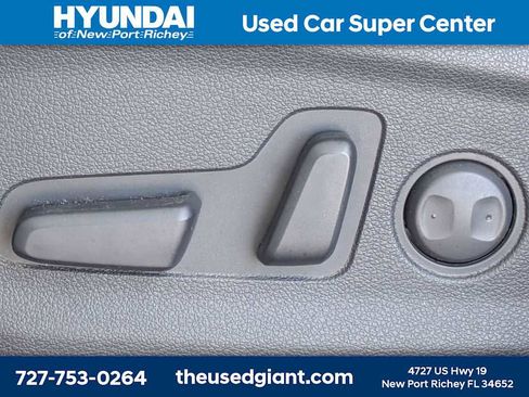 Certified 2021 Hyundai Tucson Limited w/ Cargo Package FWD image 23