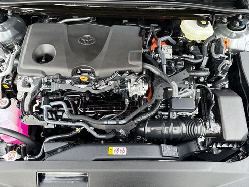 Certified 2026 Toyota Camry SE image 18
