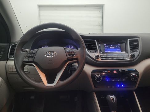 Used 2017 Hyundai Tucson SE w/ SE Popular Package 02 AWD/4WD image 22